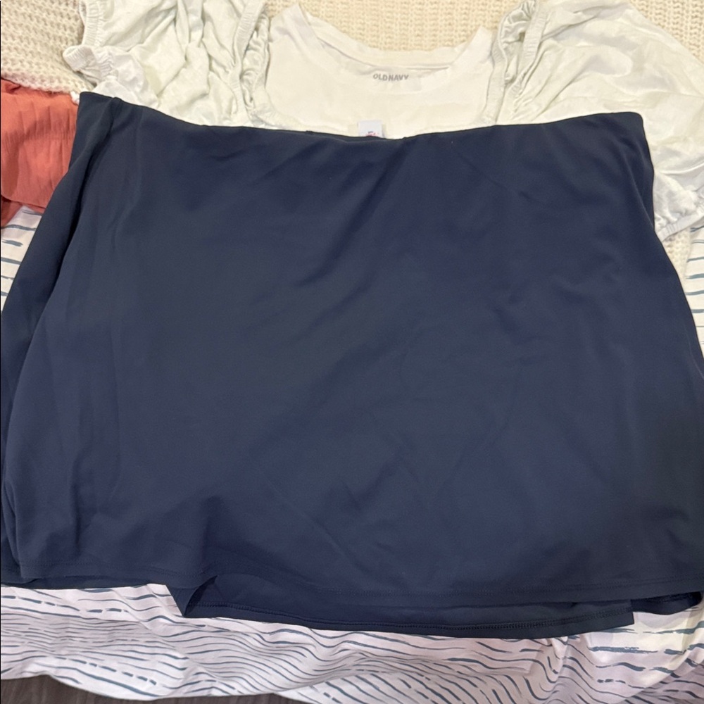 Old Navy Women's Dark Blue Mini Skirt